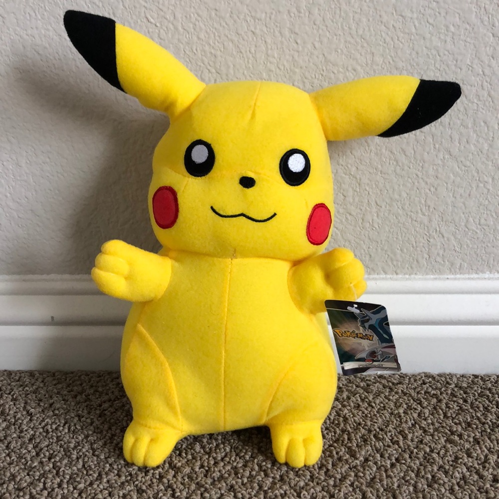 NWT [Pokemon] Pikachu Plush